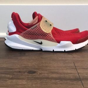 Nike Sock Darts